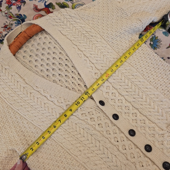 Carraigdonn Cardigan - Picture 11 of 11